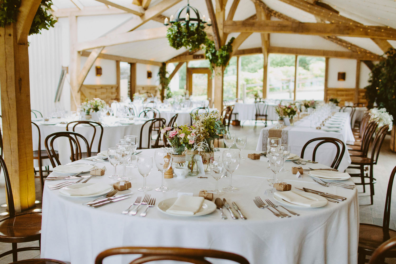 Cotswolds wedding photographer