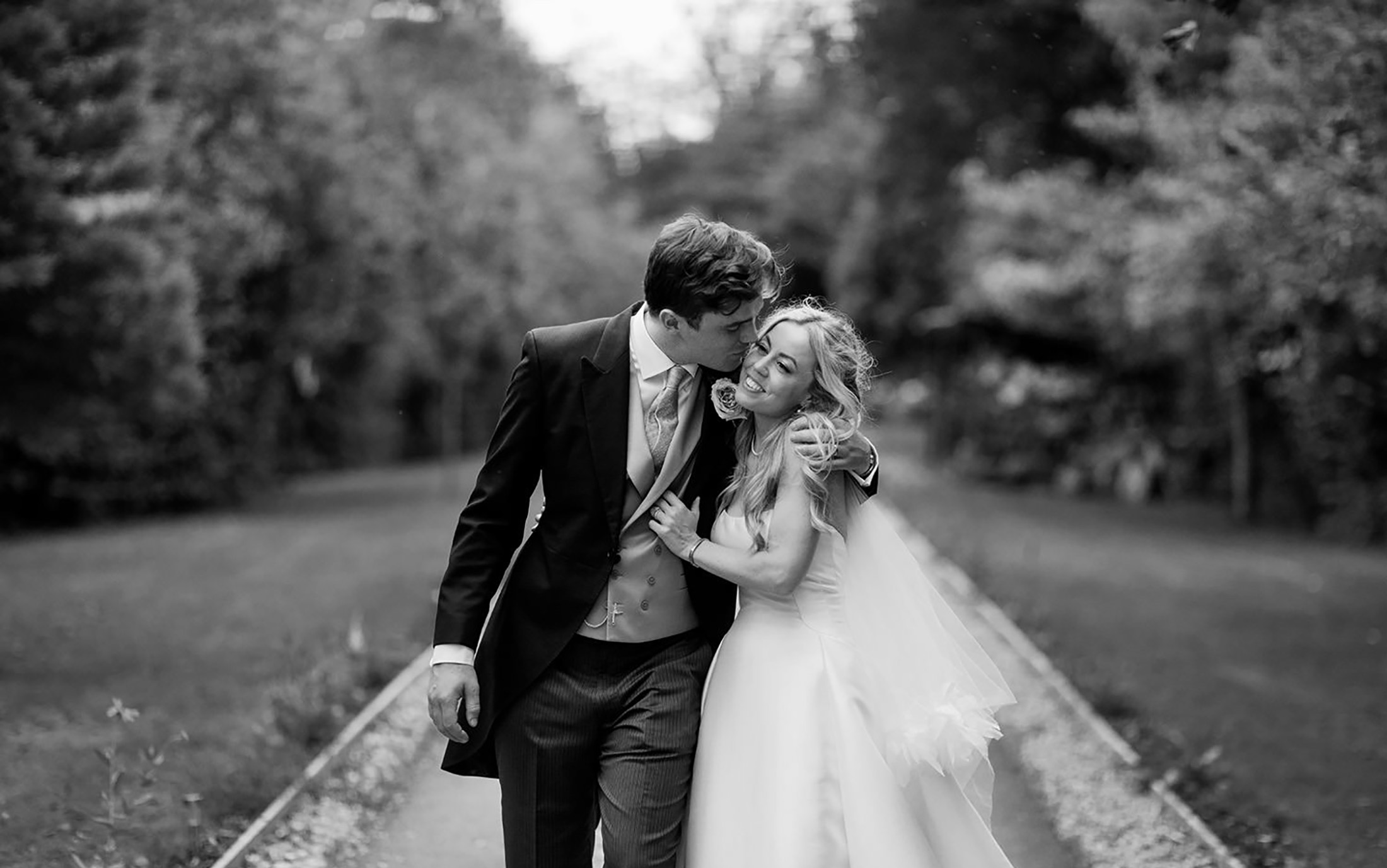 Victoria & Ben :: Cherry Lakes